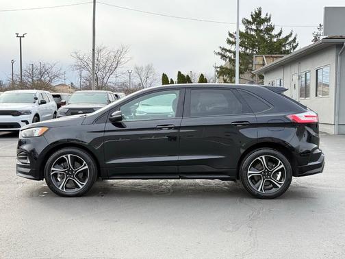 2019 Ford Edge ST