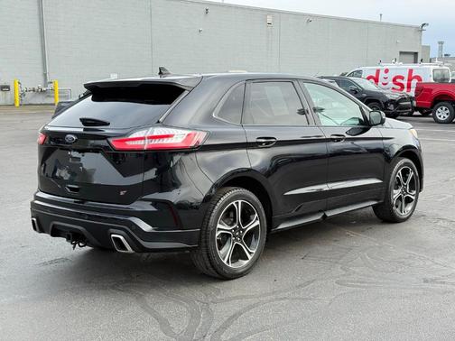 2019 Ford Edge ST