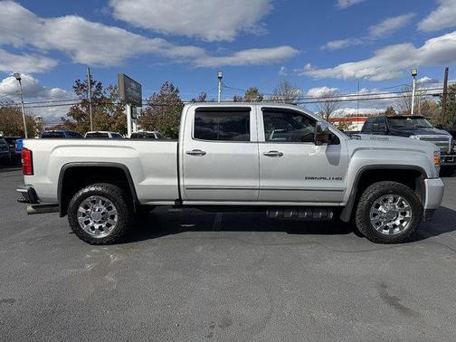 2018 GMC Sierra 2500 Denali
