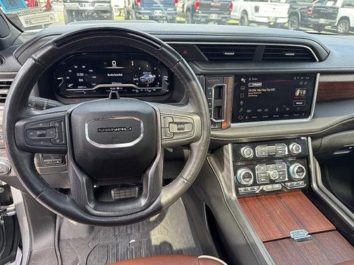 2023 GMC Yukon Denali Ultimate