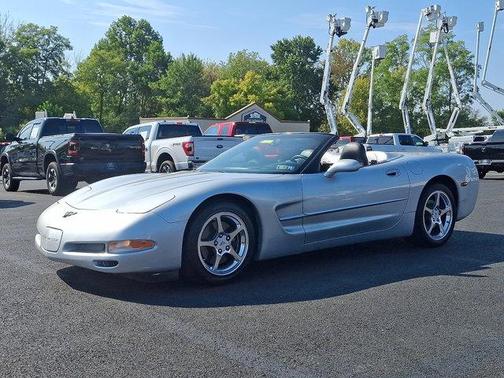 2002 Chevrolet Corvette Base