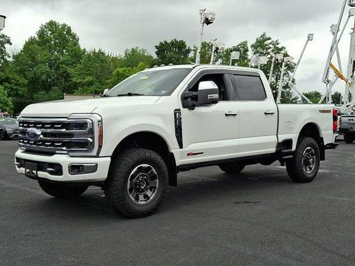 2023 Ford F-350 Platinum