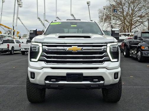 2024 Chevrolet Silverado 3500 High Country