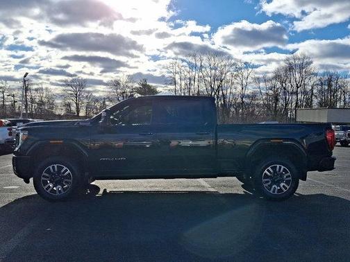 2023 GMC Sierra 2500 AT4