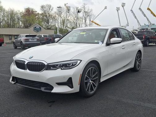 2022 BMW 330 i xDrive