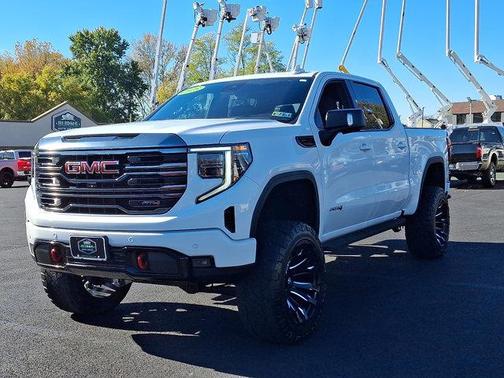 2023 GMC Sierra 1500 AT4