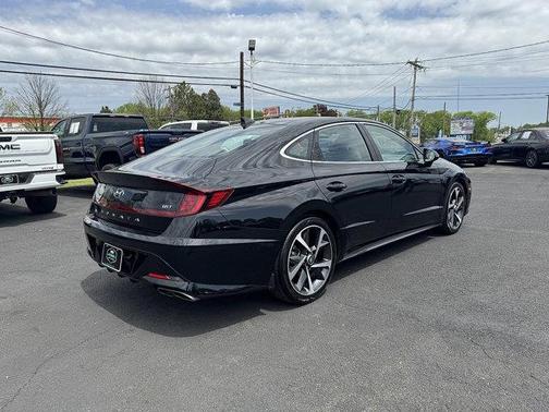 2022 Hyundai SONATA SEL Plus