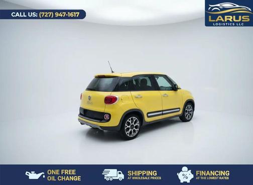 Giallo (Yellow) 2014 FIAT 500L Trekking