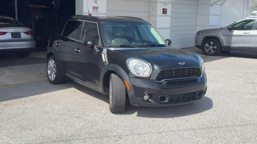 2014 MINI Countryman Cooper S