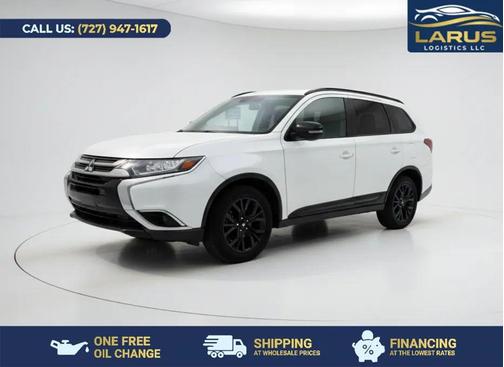 Diamond White Pearl 2018 Mitsubishi Outlander LE
