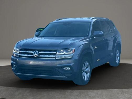 2018 Volkswagen Atlas SE w/Tech Pkg Sport Utility 4D