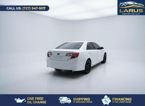Super White 2014 Toyota Camry Hybrid LE