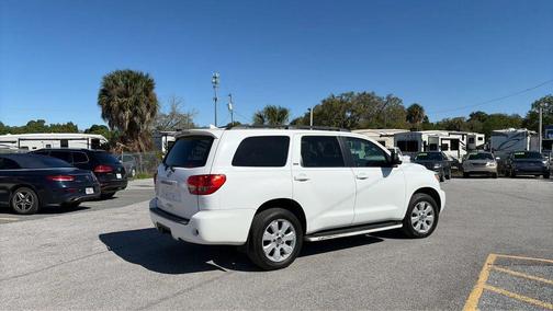 2010 Toyota Sequoia SR5