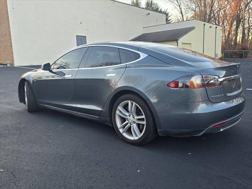 2013 Tesla Model S Base