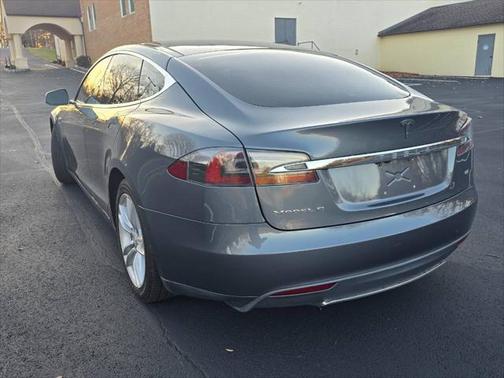 2013 Tesla Model S Base