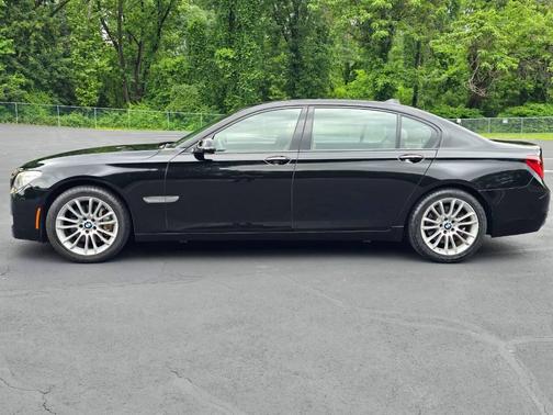 2013 BMW 750 Li xDrive