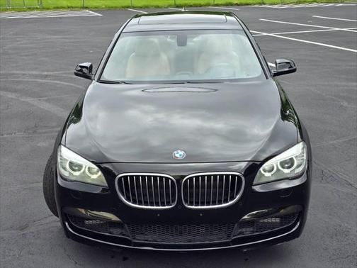 2013 BMW 750 Li xDrive