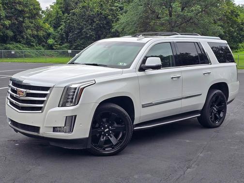 2017 Cadillac Escalade Platinum