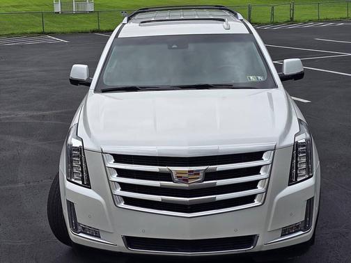 2017 Cadillac Escalade Platinum