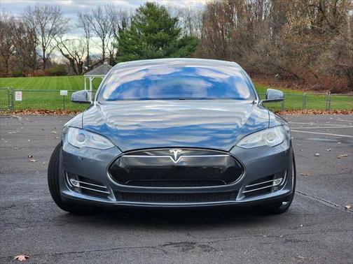 2013 Tesla Model S Performance