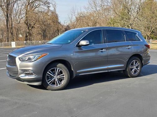 2017 INFINITI QX60 Base