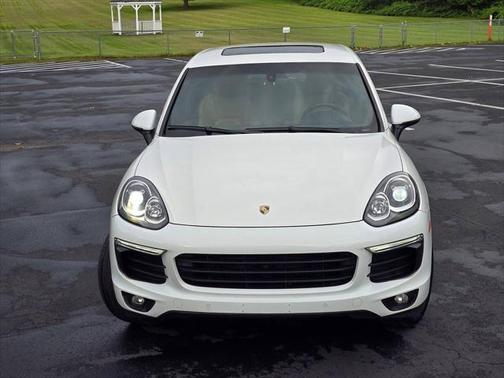 2016 Porsche Cayenne S