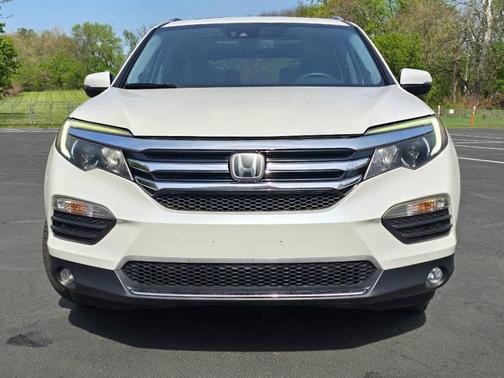 White Diamond Pearl 2016 Honda Pilot Elite