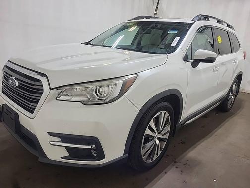 Crystal White Pearl 2019 Subaru Ascent Limited 7-Passenger
