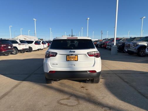 2025 Jeep Compass Sport
