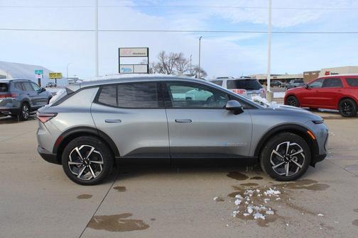 2026 Chevrolet Equinox EV LT 1