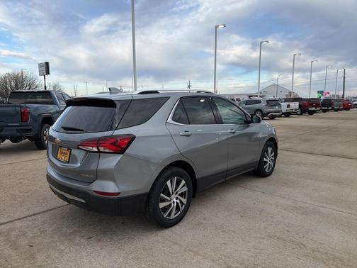 2023 Chevrolet Equinox Premier