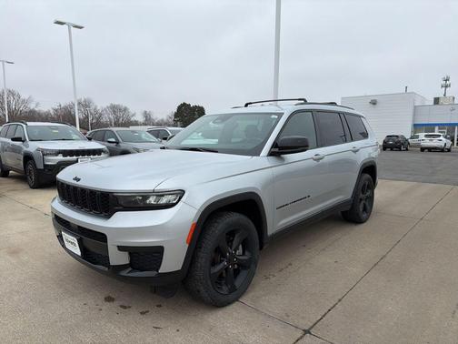2021 Jeep Grand Cherokee L Laredo