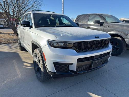 2021 Jeep Grand Cherokee L Laredo