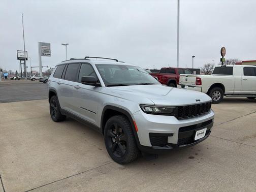 2021 Jeep Grand Cherokee L Laredo