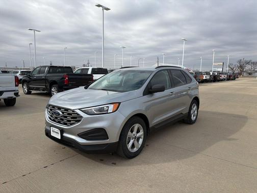 2020 Ford Edge SE