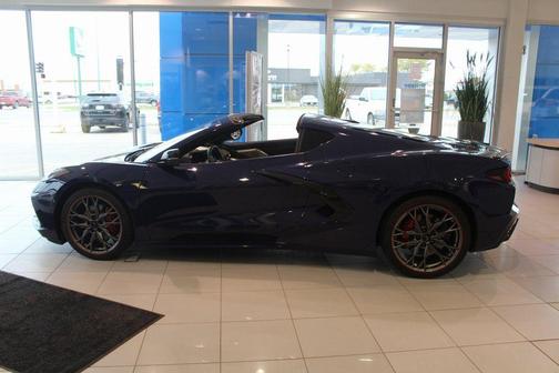 2025 Chevrolet Corvette Stingray w/2LT