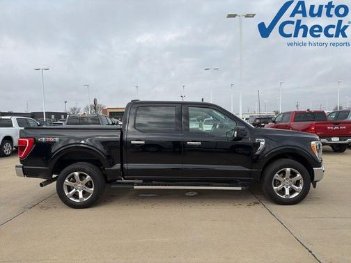 Black Metallic 2022 Ford F-150 XLT