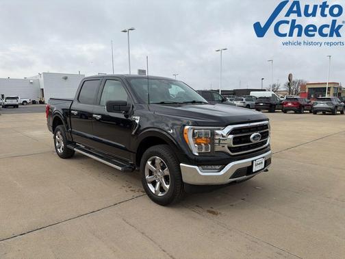 Black Metallic 2022 Ford F-150 XLT