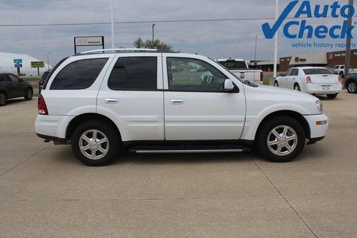 Frost White 2006 Buick Rainier CXL