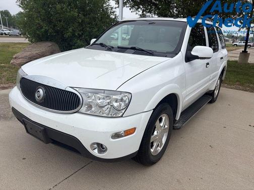 Frost White 2006 Buick Rainier CXL