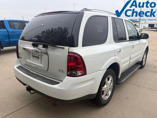 Frost White 2006 Buick Rainier CXL