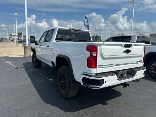2024 Chevrolet Silverado 2500 ZR2