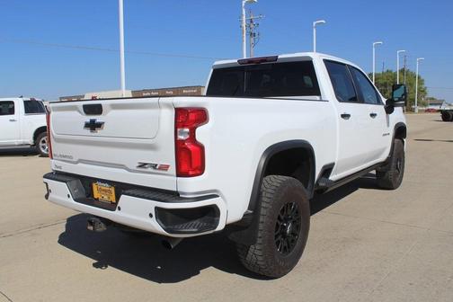 2024 Chevrolet Silverado 2500 ZR2