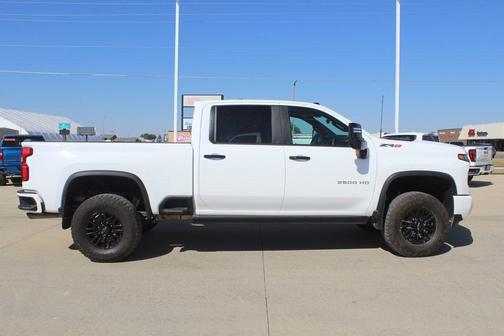 2024 Chevrolet Silverado 2500 ZR2
