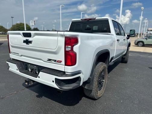 2024 Chevrolet Silverado 2500 ZR2