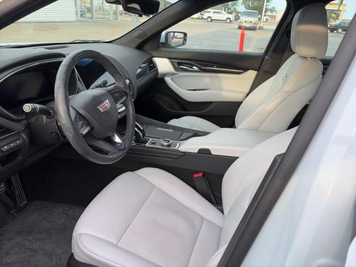 2022 Cadillac CT5 Premium Luxury AWD