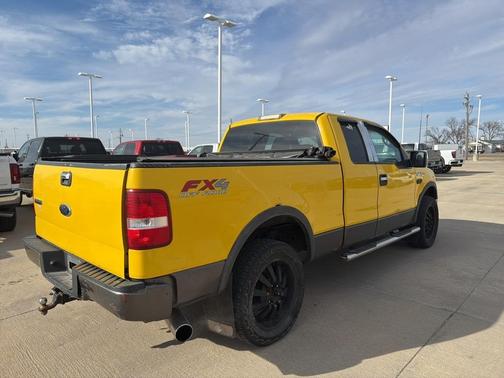 2004 Ford F-150 SuperCab