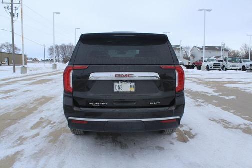 2021 GMC Yukon SLT