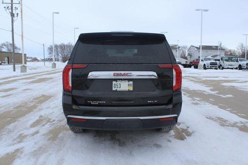 2021 GMC Yukon SLT