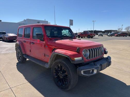 2025 Jeep Wrangler 4xe Sahara